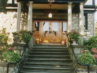 Prior Castle 3*