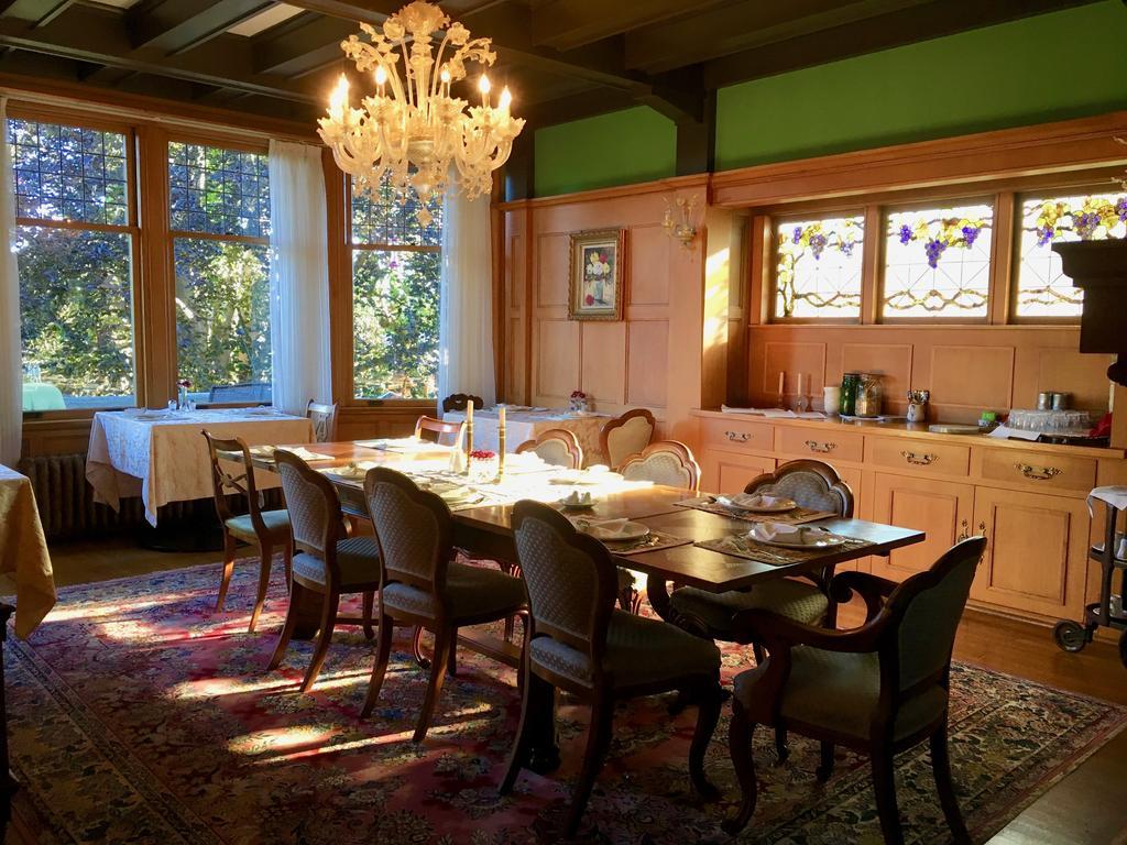 Prior Castle Bed & Breakfast