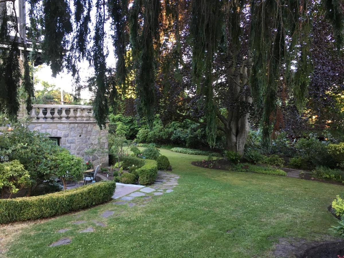 Prior Castle Victoria