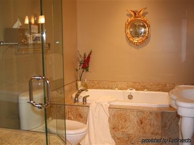 Prior Castle Bed & Breakfast Victoria